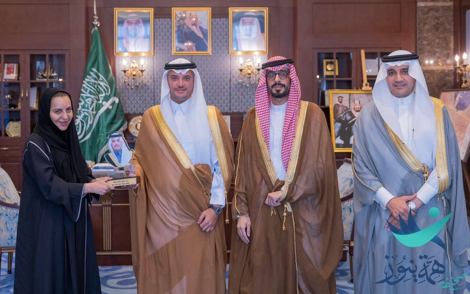 سمو محافظ الأحساء يستقبل رئيس الجمعية السعودية الخيرية لرعاية مرضى السرطان بالمنطقة الشرقية