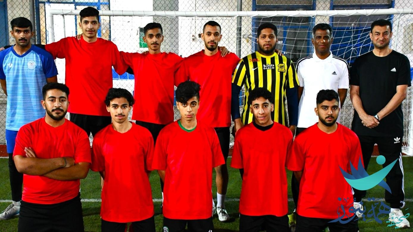 سوبر 4 ” يرفع كأس تقني القطيف.